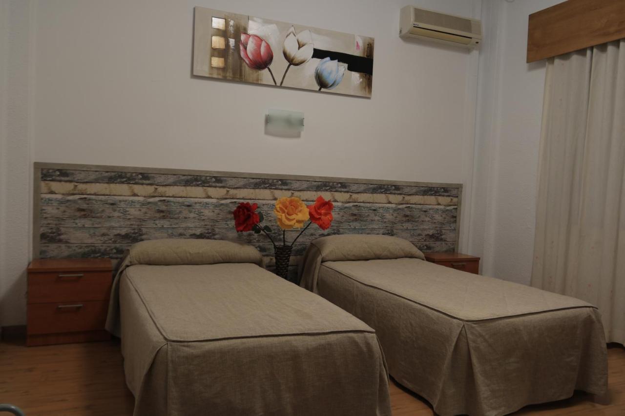Hostal Anas Mérida Esterno foto