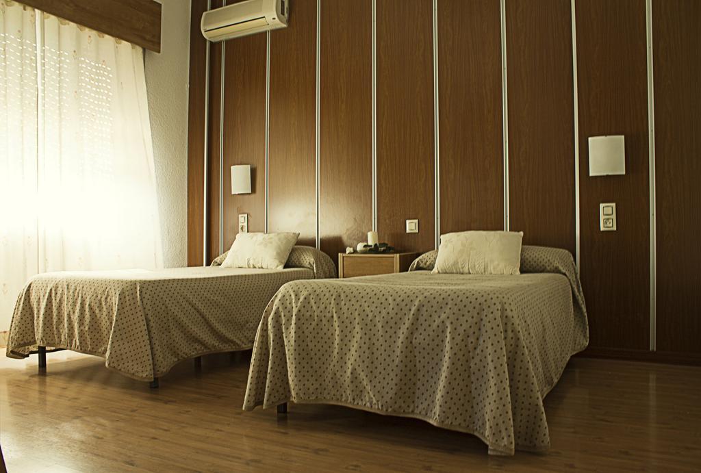 Hostal Anas Mérida Esterno foto