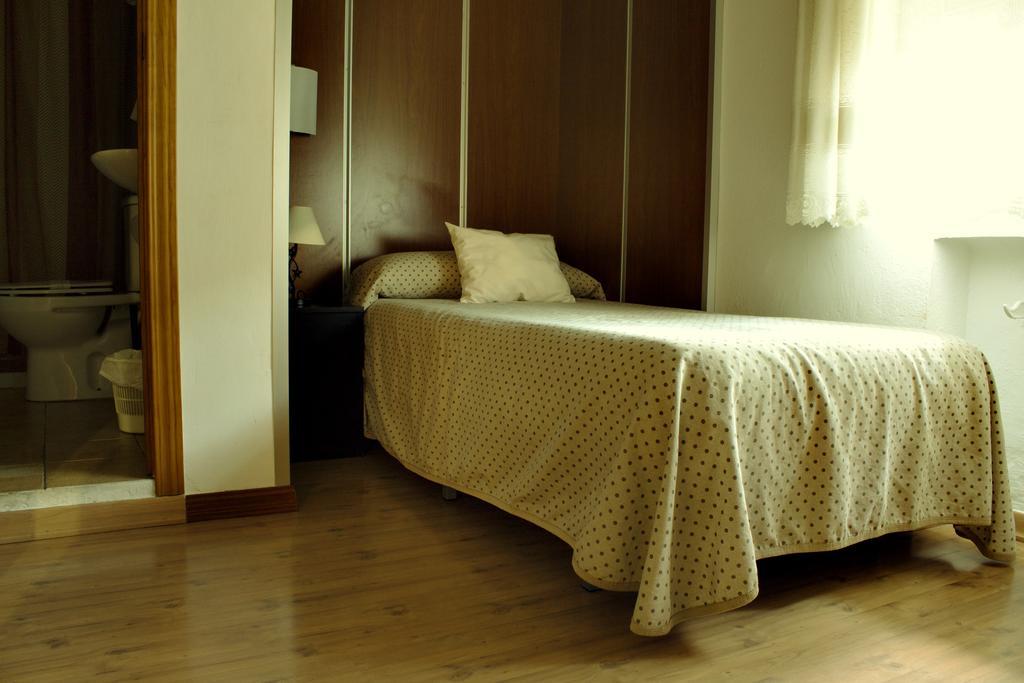 Hostal Anas Mérida Esterno foto