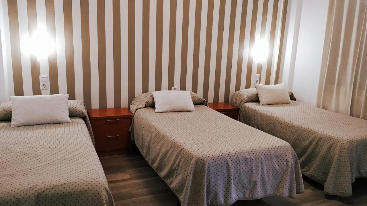 Hostal Anas Mérida Esterno foto