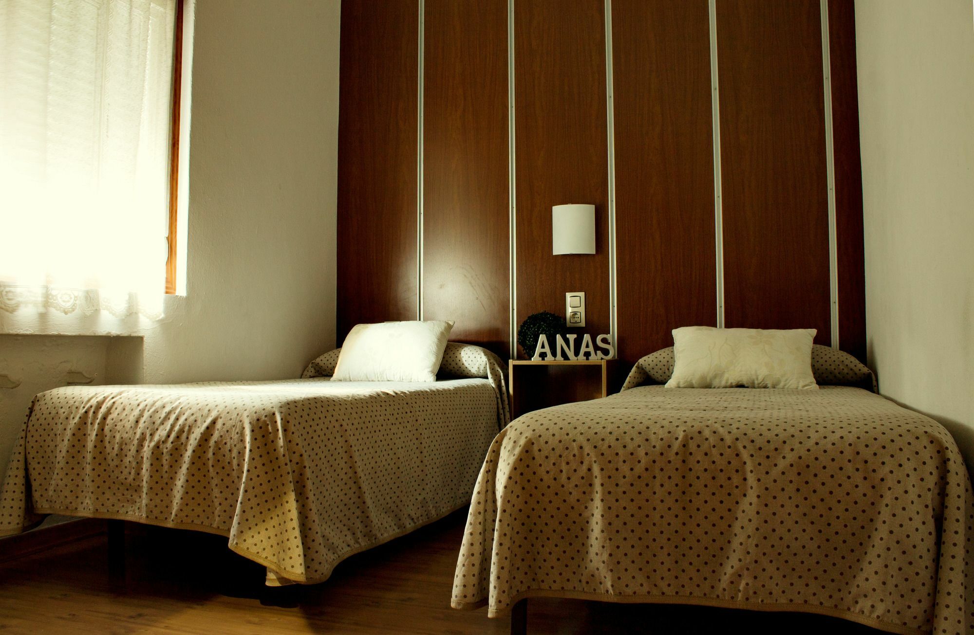 Hostal Anas Mérida Esterno foto
